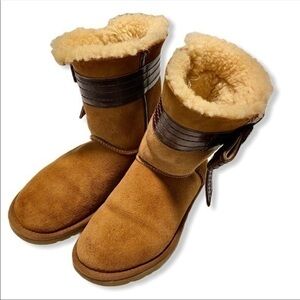 UGG Australia Women chestnut Josette boots size 6